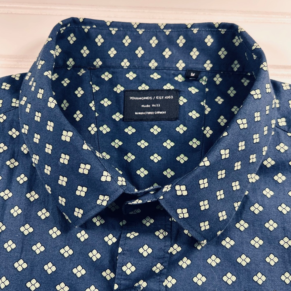 7 Diamonds Verdant Button Up Shirt Mens Medium Blue Navy Geometric Short Sleeve